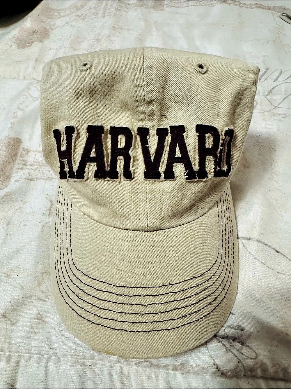 Enterprise Inc. Harvard Crimson collegiate baseball cap. Collegiate Cap Cream &